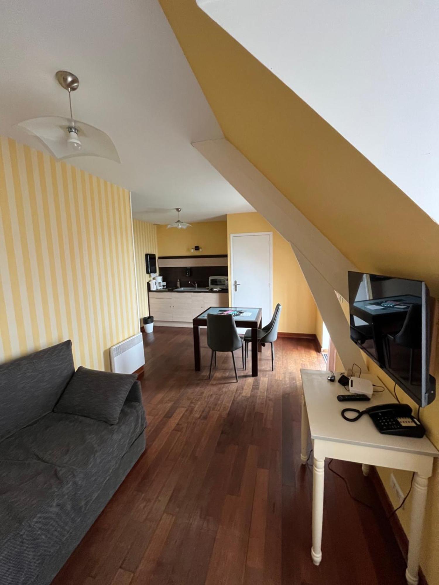 Hotel Breiz Armor Pouldreuzic Zimmer foto